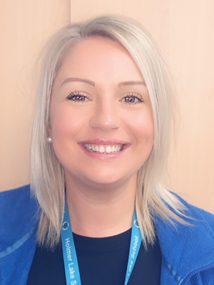 Mrs Jo Davies