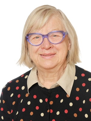 Mrs Barbara Williams